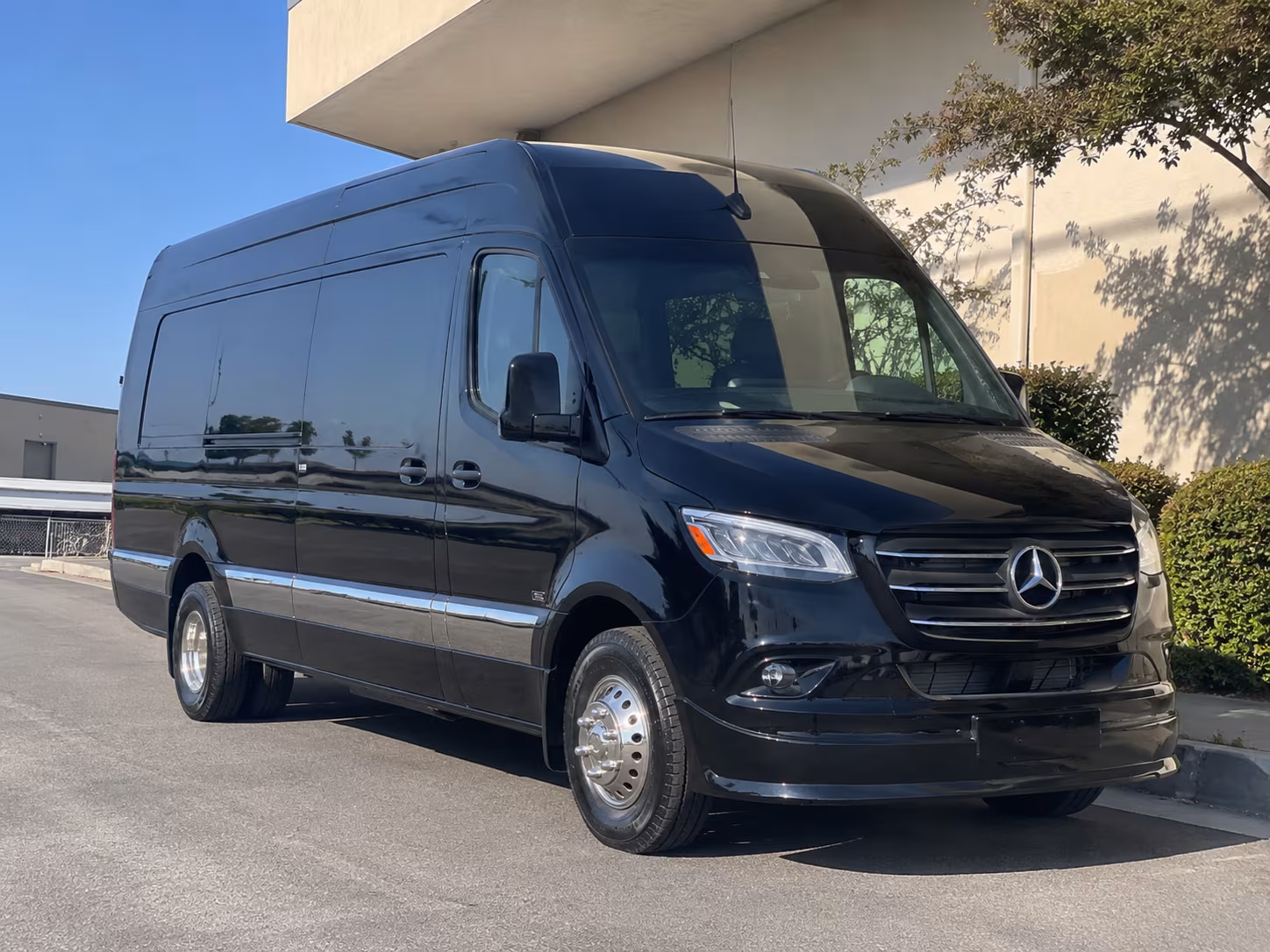bus rental options for flagstaff trips