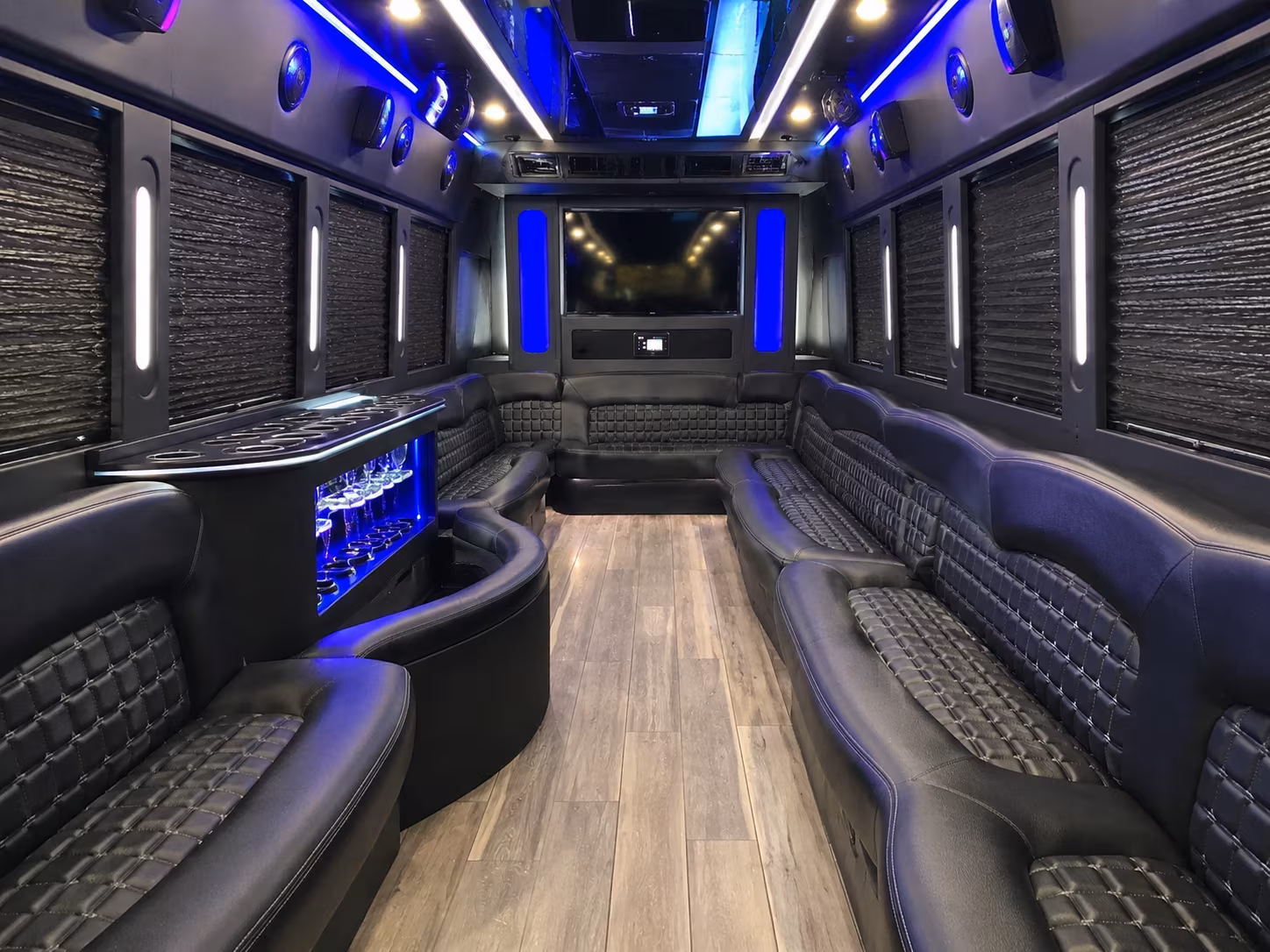bus rentals for trade shows and expo events near flagstaff