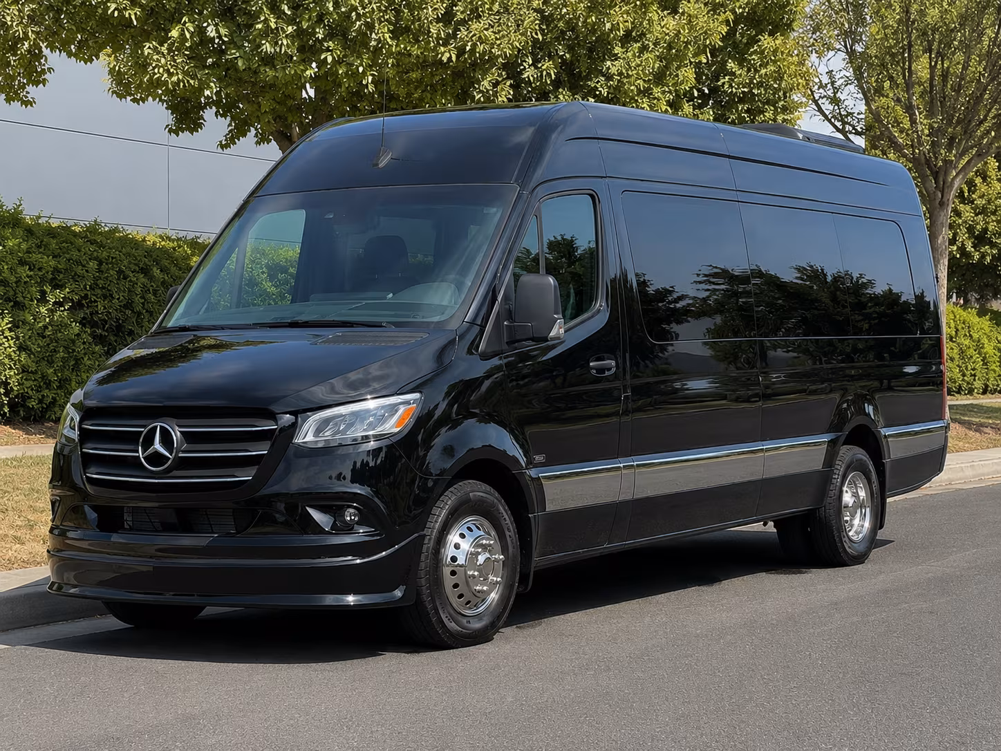 find and book transportation for your next prom 1