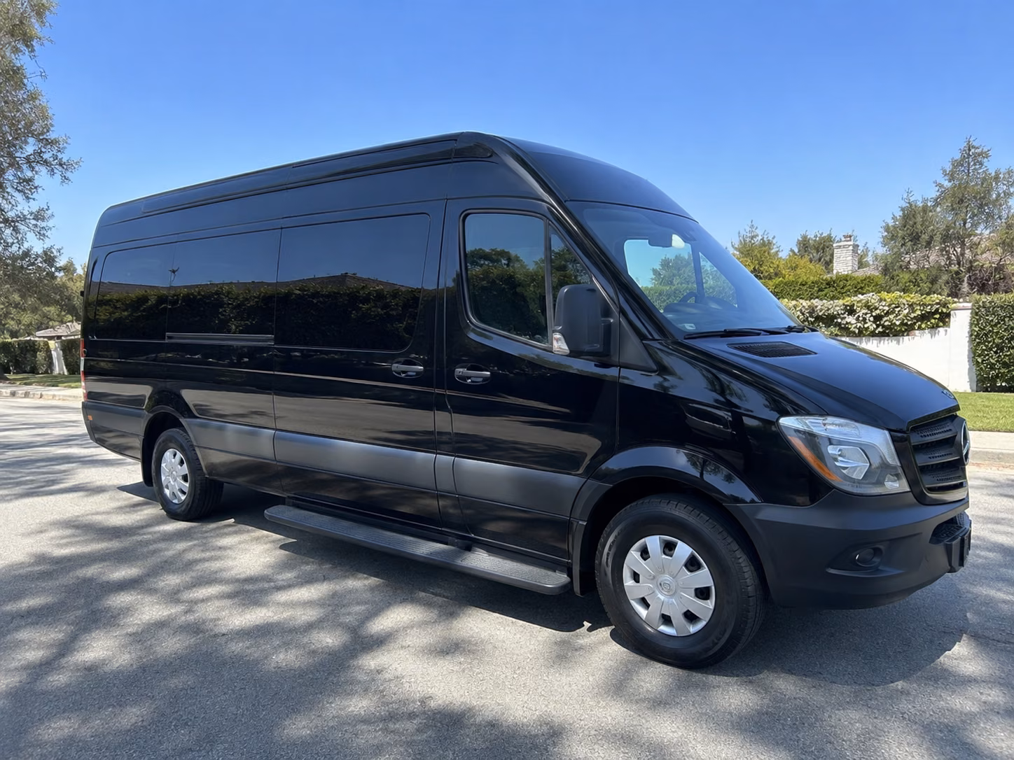 find and book transportation for your next wedding 2