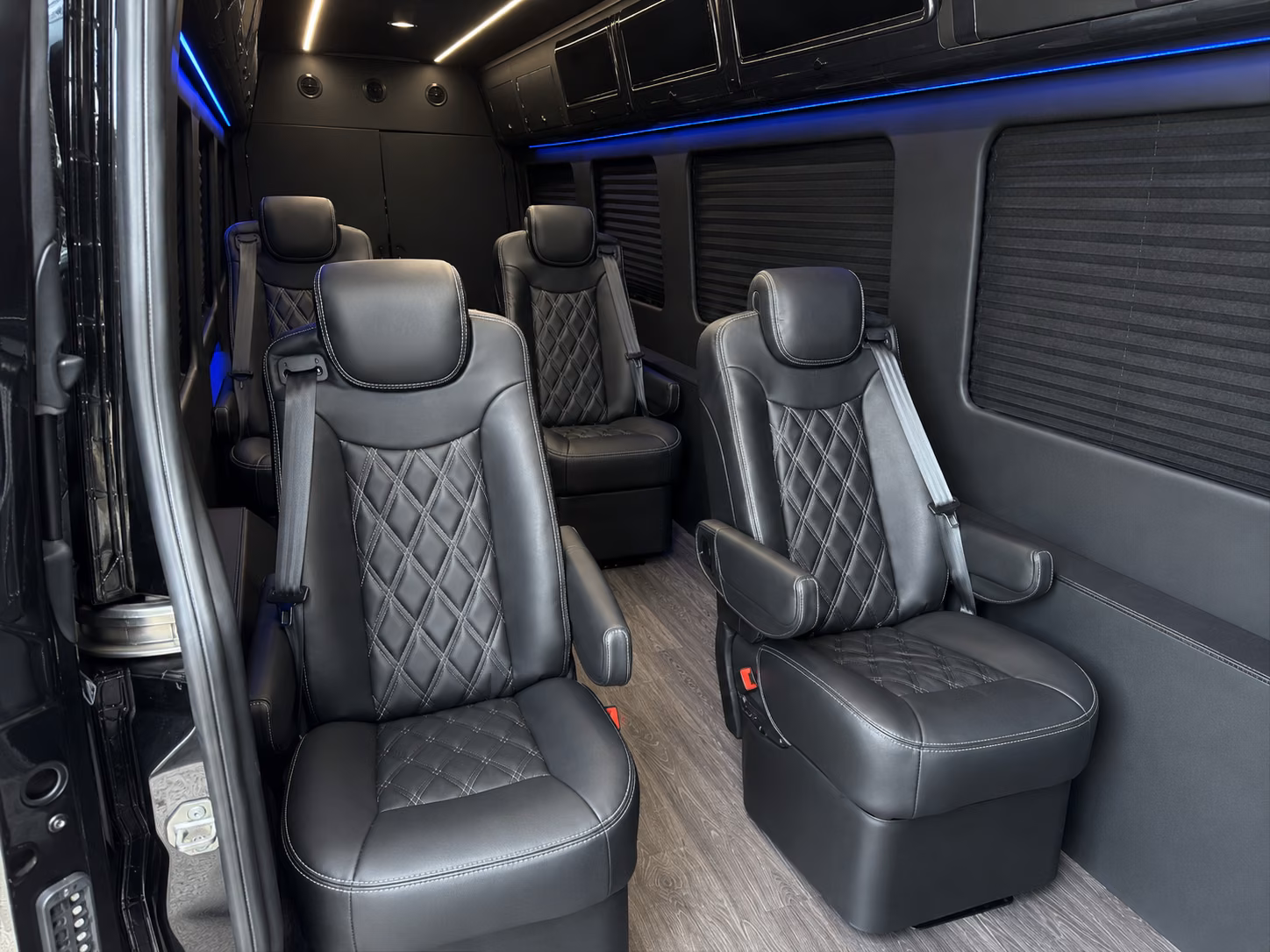 find and book transportation for your next wedding 4